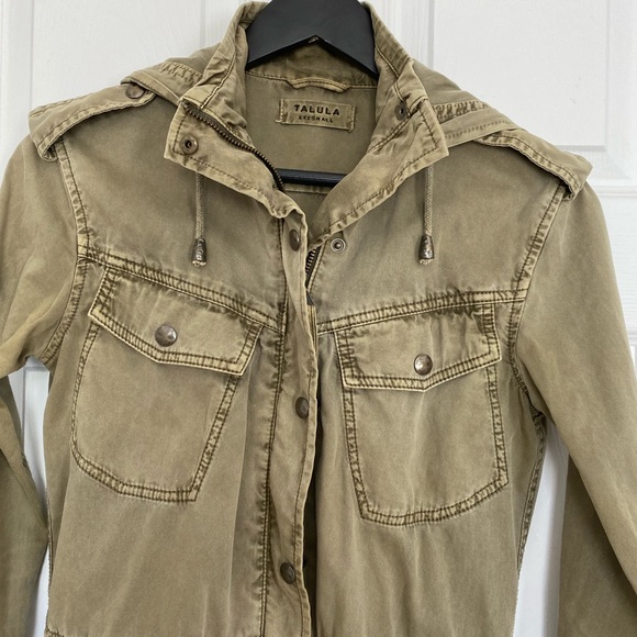 Aritzia Talula Military jacket in xxxs - Picture 3 of 5